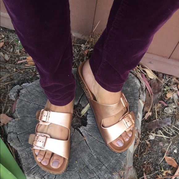 ALMOST GONE❤️ROSE GOLD DOUBLE STRAP  SANDAL - Picture 3 of 8